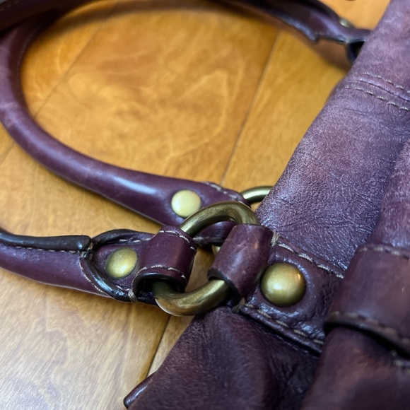 Stunning Coach! Rustic purple! - Picture 8 of 10